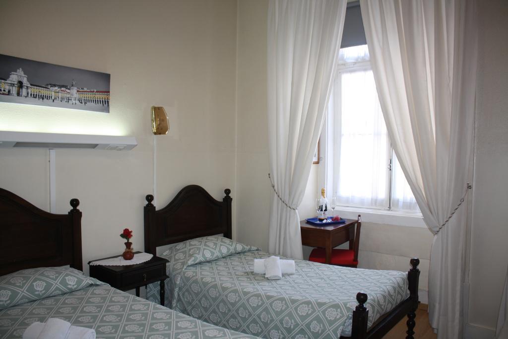 Pensao Residencial Estrela Do Mondego Hotel Lisbon Ruang foto