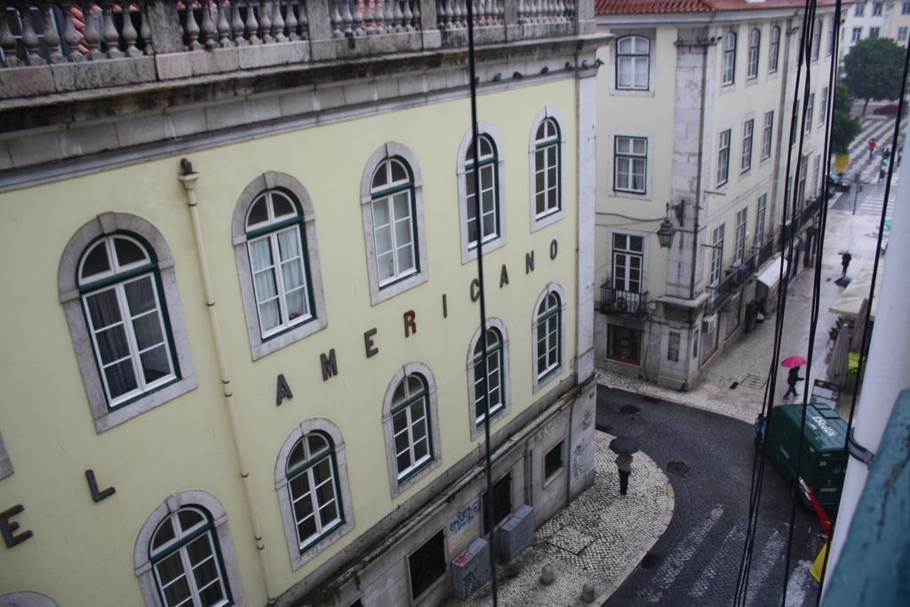 Pensao Residencial Estrela Do Mondego Hotel Lisbon Bagian luar foto